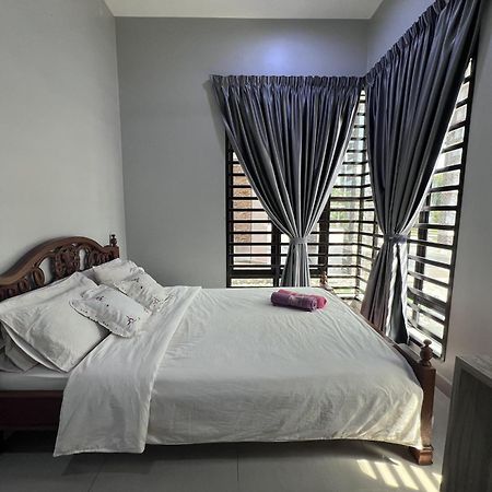 Nurbayu Chalet, Kemaman Kuantan Dış mekan fotoğraf