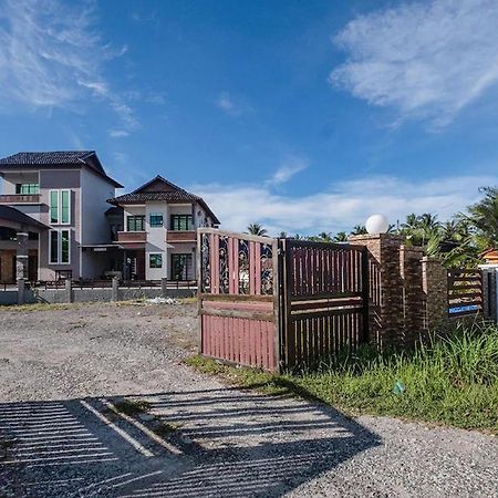Nurbayu Chalet, Kemaman Kuantan Dış mekan fotoğraf
