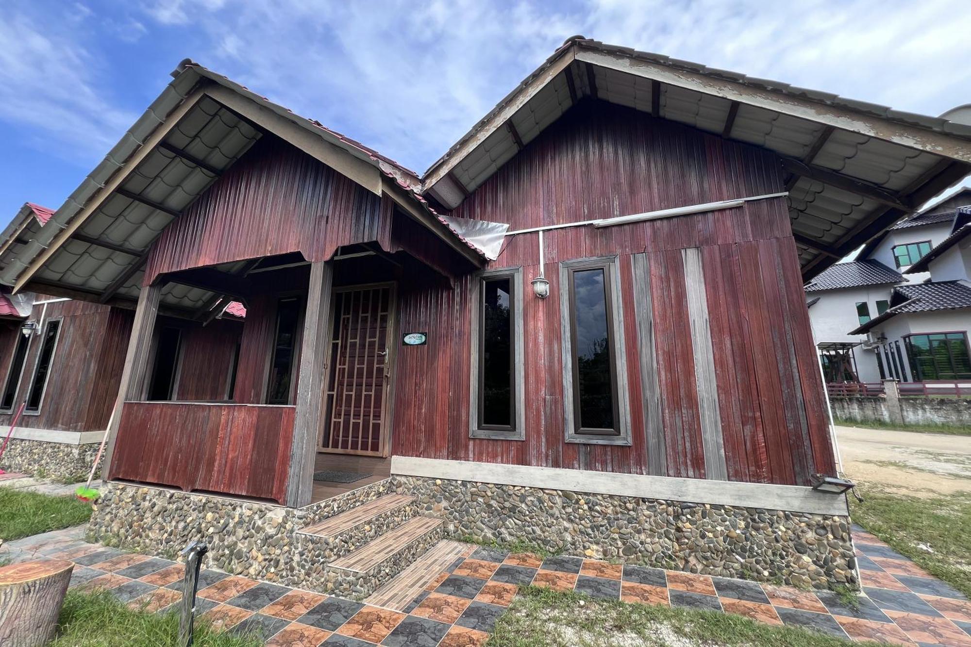 Nurbayu Chalet, Kemaman Kuantan Dış mekan fotoğraf
